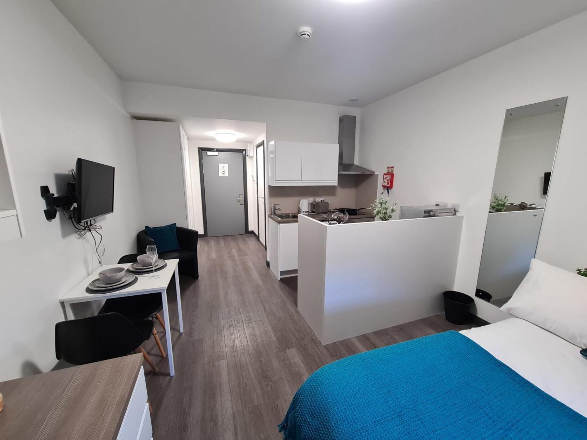 St James' House Apartment *